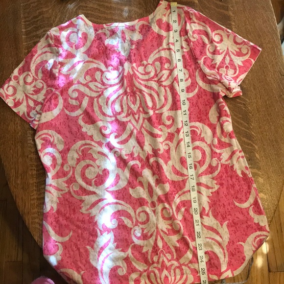 🆕 Pink White Damask Burnout Embellished T-shirt - Picture 7 of 7